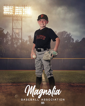 8U_Giants_Powers_Beaux_MAG27388_FIELD LIGHTS_