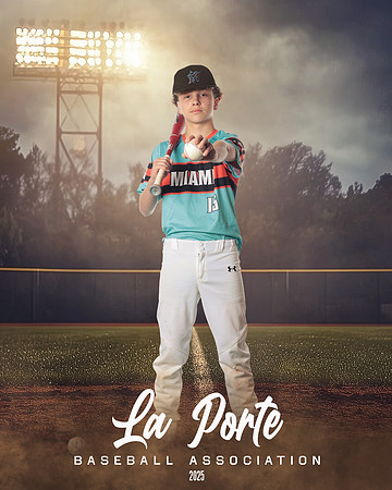 14U_Pony_Miami_VENUTI_BRYCE_LP024607_FIELDLIGHTS