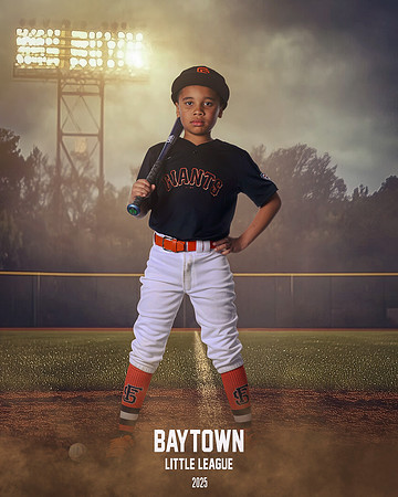 M1_Giants_Jaramillo_Ezra_BAY28591_FIELDLIGHTS
