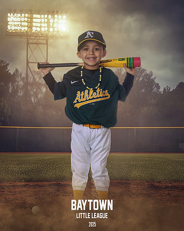 TB_ Athletics_Lopez_Domingo_BAY12422_FIELDLIGHTS