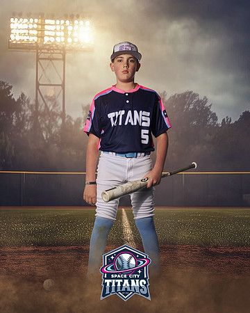 11U_BERSS_BRANTLEY_CAM14834_FIELDLIGHTS