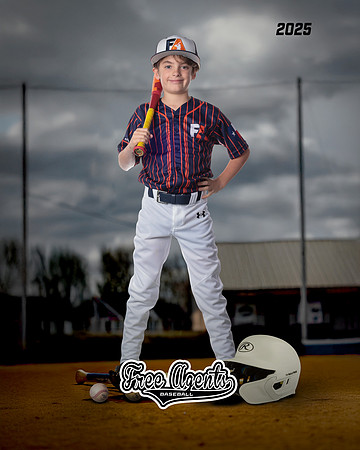 9U GARZA_WINSTON_GRAYSON_IMGL4712_BACKGROUND_TURN