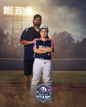 11U_PHILLIPS_AYDEN_CAM14758_FIELDLIGHTS