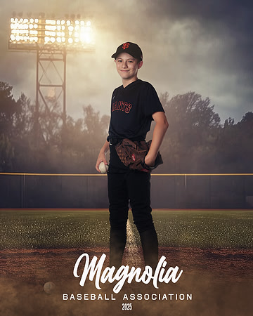 11_12U_Giants_Hoffart_William_MAG27099_FIELD LIGHTS_