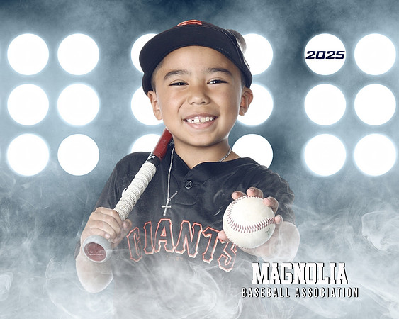 7U_Giants_Mejia_Jovahni_MAG10441_LIT