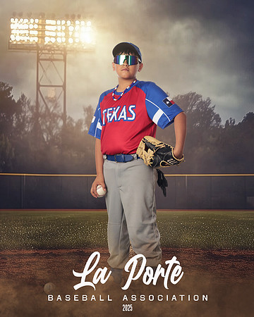 10U_Mustang_Rangers_Becerra_Xavier_LP022574_FIELDLIGHTS