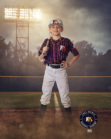 9U GARZA_EWELL_EASTON_IMGL4724_FIELDLIGHTS
