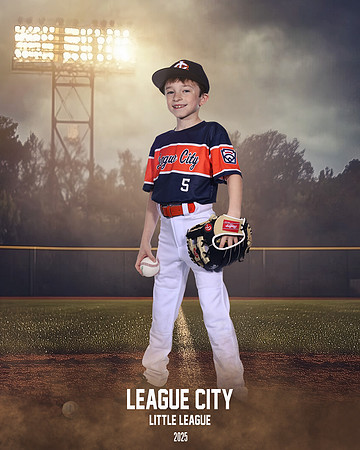 AA.Cowling.Astros_Oliver_Hudson_143A1321_FIELDLIGHTS
