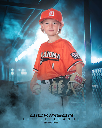 CP7_COWBOYS_Ladner_Wyatt_DLL20293_DUGOUT
