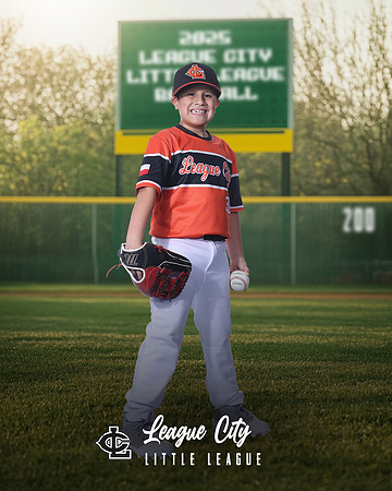 AA.Page.Giants_Strawn_Kyle_IMG_1246_CHANGEABLE