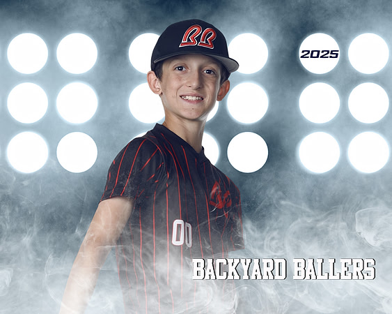 11U_Grey_Moss_Zachary_MAG14532_LIT