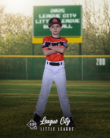 AA.Page.Giants_Renfro_Max_143A0385-2_CHANGEABLE