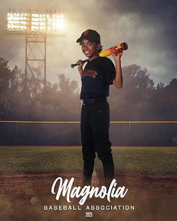 11_12U_Giants_Manabat_Sebastian_MAG27064_FIELD LIGHTS_