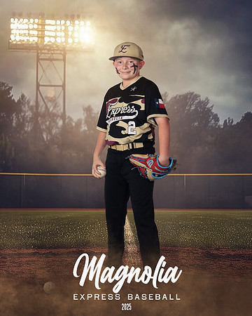 12U_Baack_Grayson_MAG27646_FIELDLIGHTS