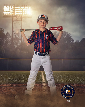9U GARZA_RYAN_JACK_IMGL4755_FIELDLIGHTS