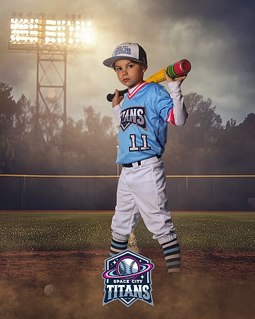 8U_Ilieski_Ashton_CAM14684_FIELDLIGHTS