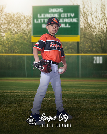 AA.Page.Giants_Strawn_Jason_IMG_1257_CHANGEABLE