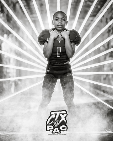 8UTACKLE_Mathis_Micah_SF_21118_LAZER_bw
