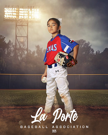 8U_Pinto_Rangers_Sanchez_Khloe_LP011363_FIELDLIGHTS