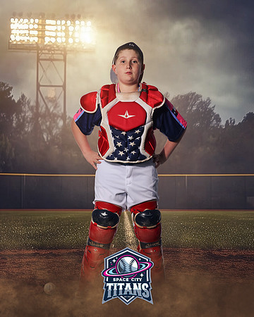 11U_JOHNSON_SETH_CAM14769_FIELDLIGHTS