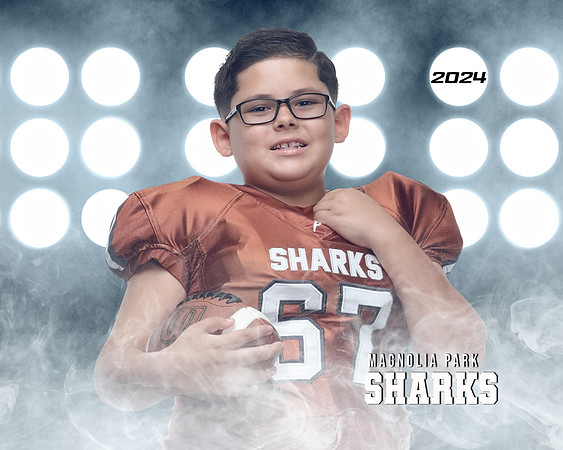 FRESHMAN_Lopez_Izias_IMGL0994_LITFOOTBALL_