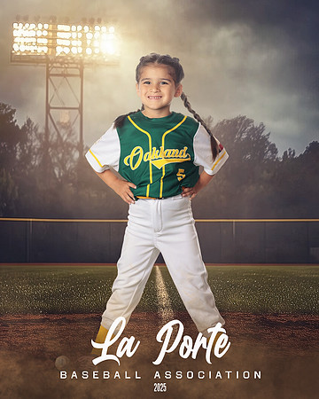 5U_Shetland_Athletics_Brockman_Lorelai_LP022739_FIELDLIGHTS