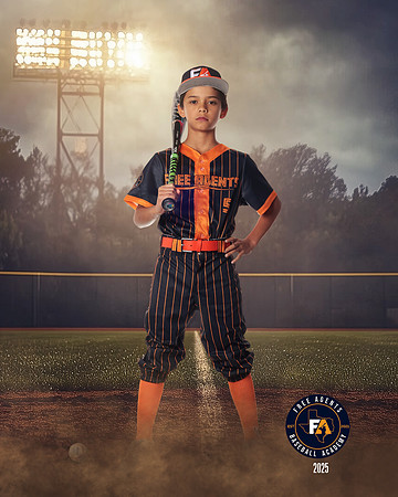 10U PAONE_HATFIELD_ARTEMIS_IMGL4846_FIELDLIGHTS