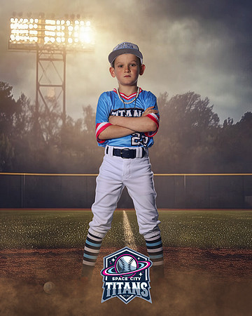8U_Shields_Jaxon_CAM14655_FIELDLIGHTS