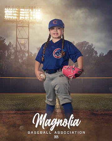 4_5U_Cubs_Alvarado_Freya_MAG26539_FIELD LIGHTS_