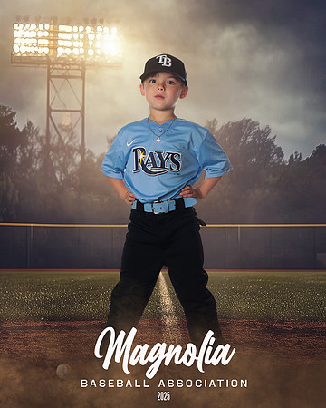 4_5U_Rays_Evans_Waylon_MAG25441_FIELD LIGHTS_