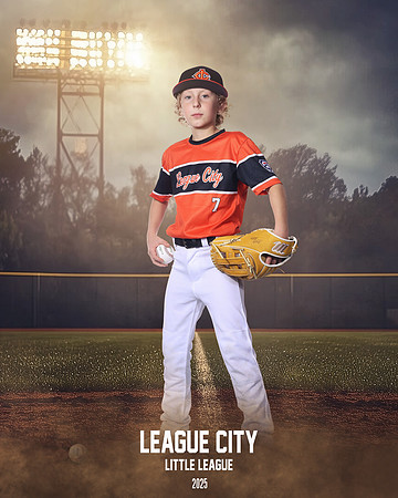 AA.Page.Giants_Rollins_Kasen_IMG_1206_FIELDLIGHTS