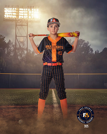 10U PAONE_PAONE_AUSTIN_IMGL4864_FIELDLIGHTS