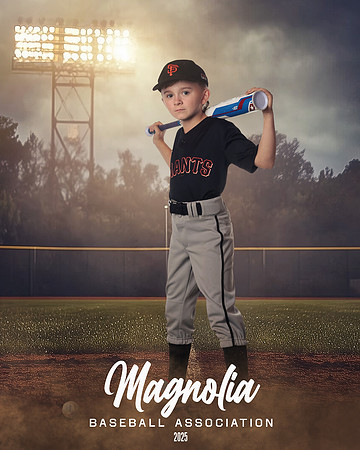 8U_Giants_Watterson_Kyler_MAG27320_FIELD LIGHTS_