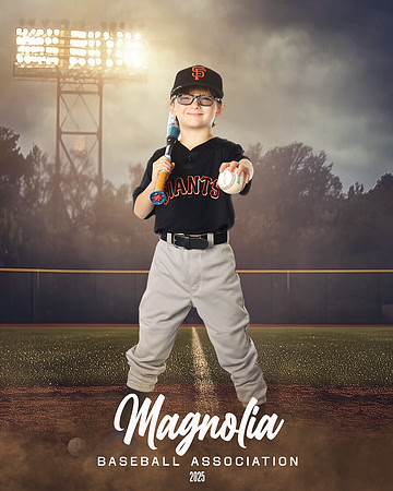 7U_Giants_Isabell_Levi_MAG10427_FIELD LIGHTS_