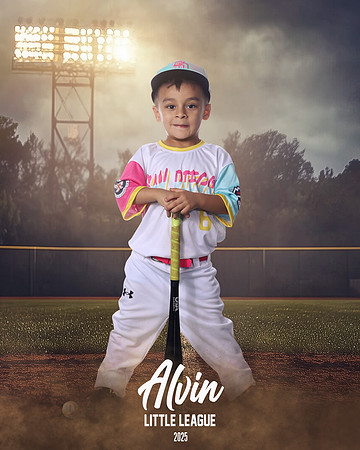 JR_TB_PADRES_Lopez_Sebastian_143A4056_FIELDLIGHTS