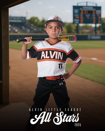 7U WHITE_Rosas_Noah_MAG23119_DUGOUT