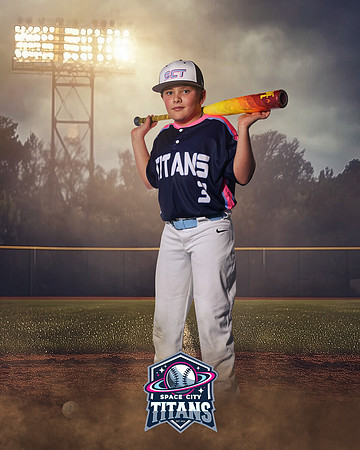 11U_WILLIAMS_MADDOX_CAM14762_FIELDLIGHTS