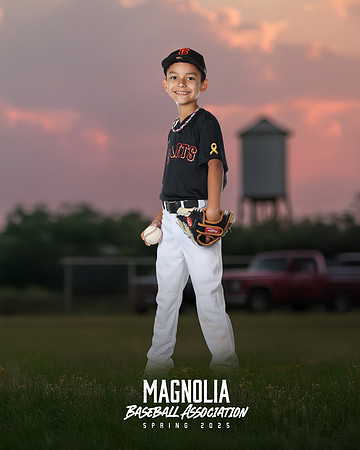 9_10U_Giants_Ibarra_Hendrix_MAG10186_TRUCK