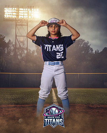 11U_TAMEZ_LIAM_CAM14812_FIELDLIGHTS