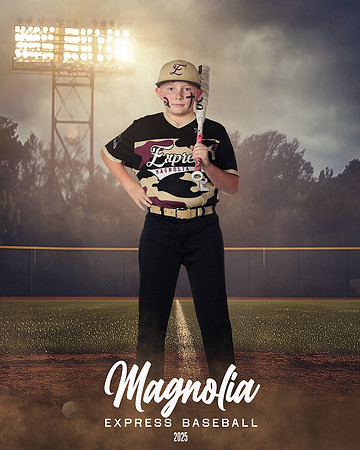 12U_Baack_Grayson_MAG27641_FIELDLIGHTS