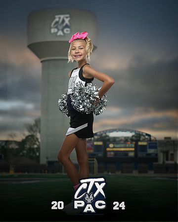 10UCHEER_Kloeker_Hailey_SF_21385_WATERTOWER