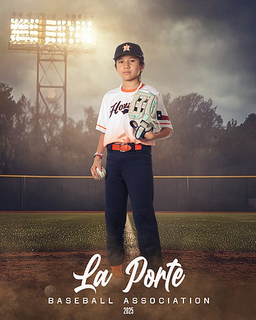 10U_Mustang_Astros_Garcia_Aryana_LP023956_FIELDLIGHTS