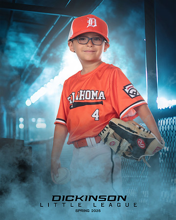 CP7_COWBOYS_Morse_Finley_DLL20530_DUGOUT