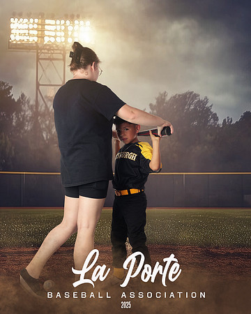 8U_Pinto_Pirates_Gonzalez_Izrael_LP023477_FIELDLIGHTS