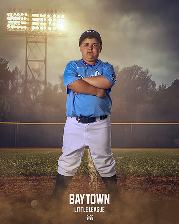 M2_ Royals_Mora_Levi_BAY28722_FIELDLIGHTS