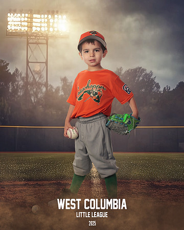 TB GRASSHOPPERS_Bailey_Nolan_IMGL6770_FIELD LIGHTS_