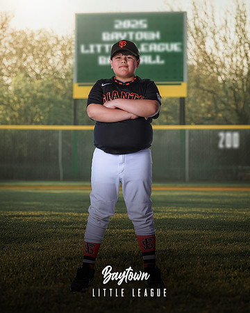 M1_Giants_Oviedo_Samuel_BAY28773_SIGN