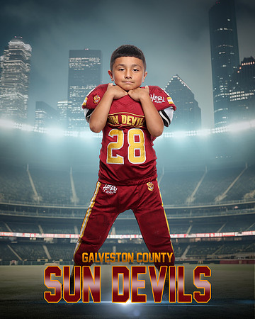 FRESHMAN_28_LCL18885_ONFIELD_