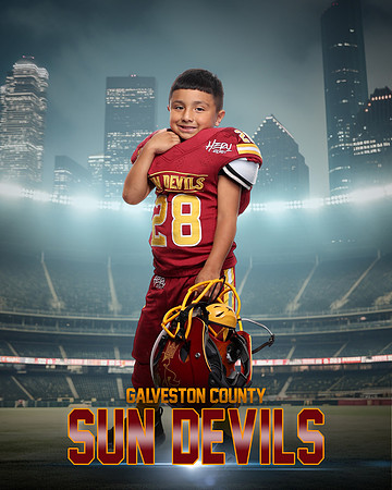FRESHMAN_28_LCL18891_ONFIELD_