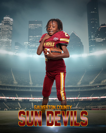 FRESHMAN_2_LCL18933_ONFIELD_